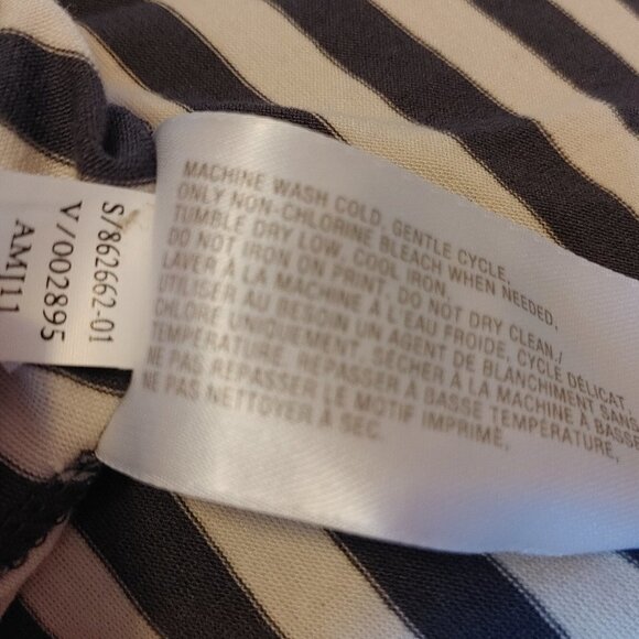 PRETTY Skirt Old Navy Chevron Long Length Medium - Picture 5 of 5